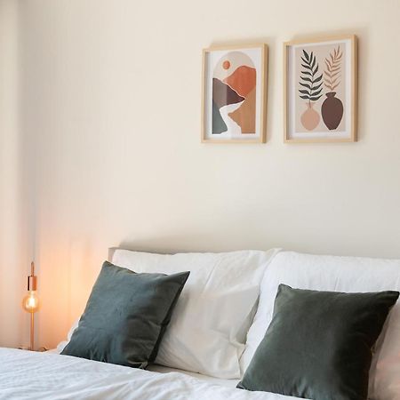 City Apartment 3 Bedroom, Kitchen, Wifi, Workspace, Coffee, Central Хасселт Экстерьер фото